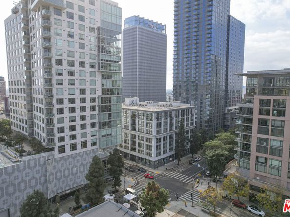 1100 S Grand Avenue A703, Los Angeles CA 90015