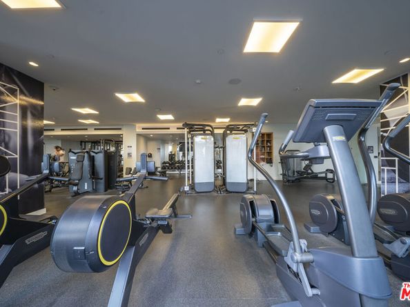 1100 S Grand Avenue A703, Los Angeles CA 90015