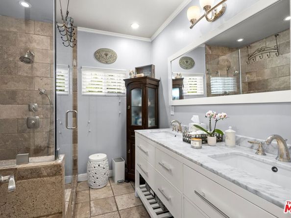6432 Petit Avenue, Lake Balboa CA 91406