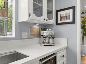 6432 Petit Avenue, Lake Balboa CA 91406