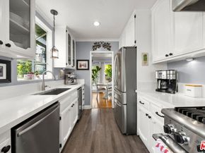 6432 Petit Avenue, Lake Balboa CA 91406