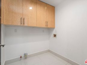 1318 S Roxbury Drive 118, Los Angeles CA 90035