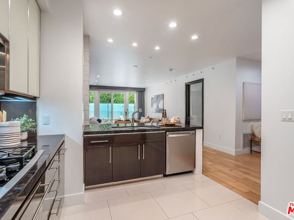 1318 S Roxbury Drive 118, Los Angeles CA 90035