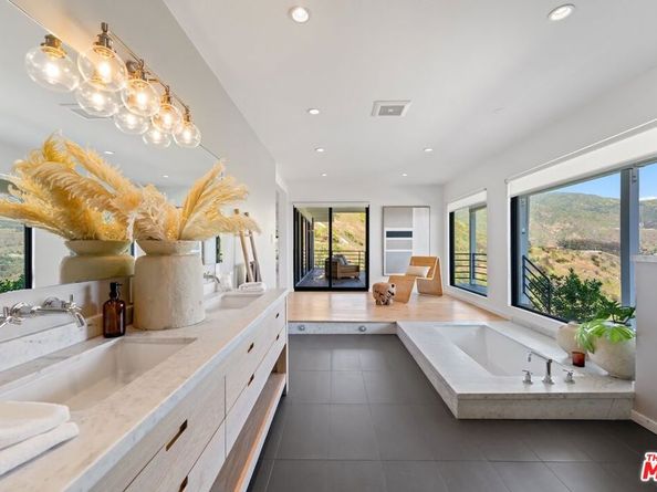 23701 Harbor Vista Drive, Malibu CA 90265