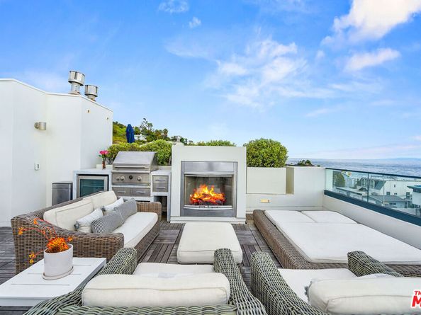 22065 Pacific Coast Highway 1, Malibu CA 90265