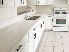 453 Ivy Street, Glendale CA 91204