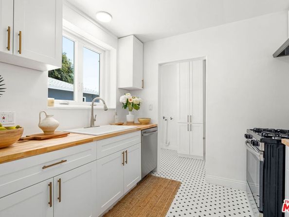 3340 Cardiff Avenue, Los Angeles CA 90034