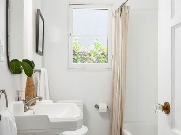 3340 Cardiff Avenue, Los Angeles CA 90034