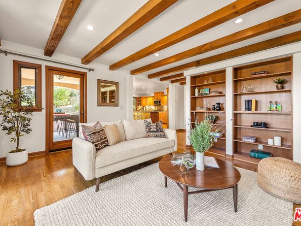 21322 Hillside Drive, Topanga CA 90290