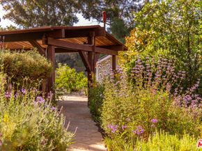 21322 Hillside Drive, Topanga CA 90290