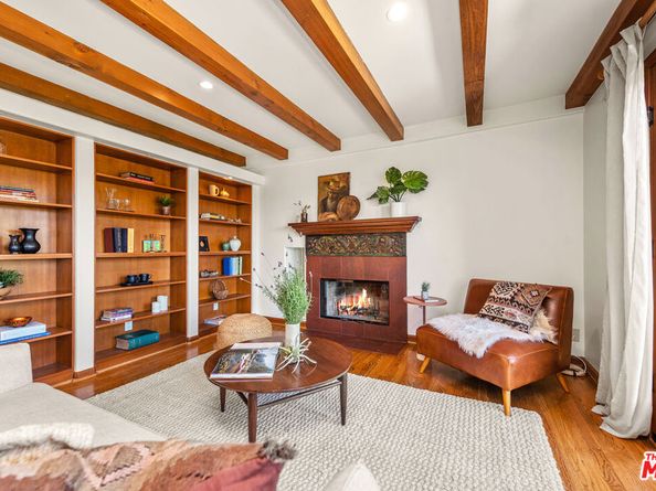 21322 Hillside Drive, Topanga CA 90290