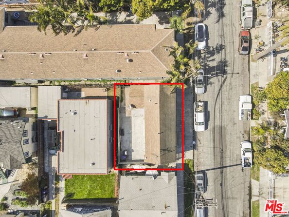 1060 E 6th Street, Long Beach CA 90802