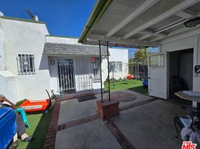 611 W 109th Street, Los Angeles CA 90044