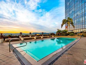 1100 Wilshire Boulevard 2207, Los Angeles CA 90017