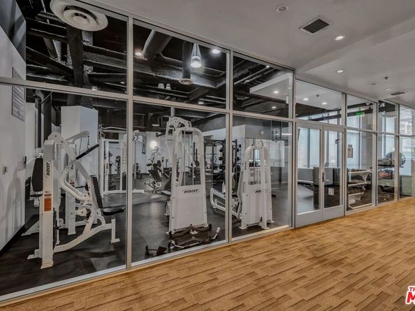 1100 Wilshire Boulevard 2207, Los Angeles CA 90017