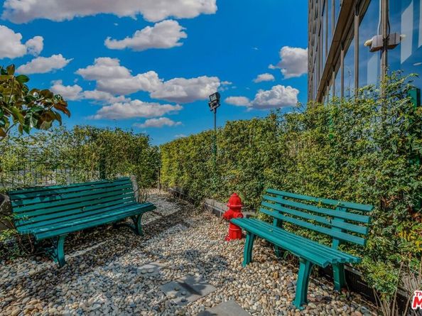 1100 Wilshire Boulevard 2207, Los Angeles CA 90017