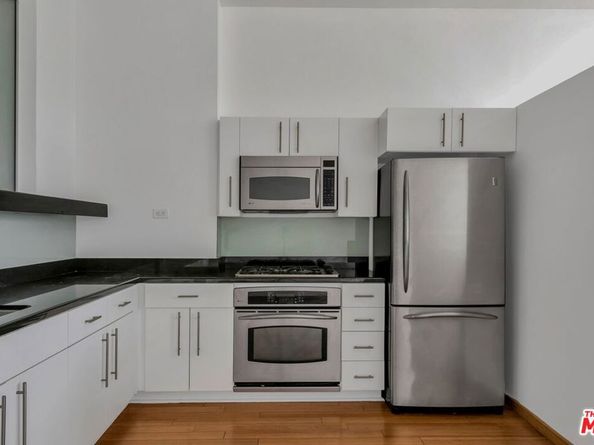 1100 Wilshire Boulevard 2207, Los Angeles CA 90017