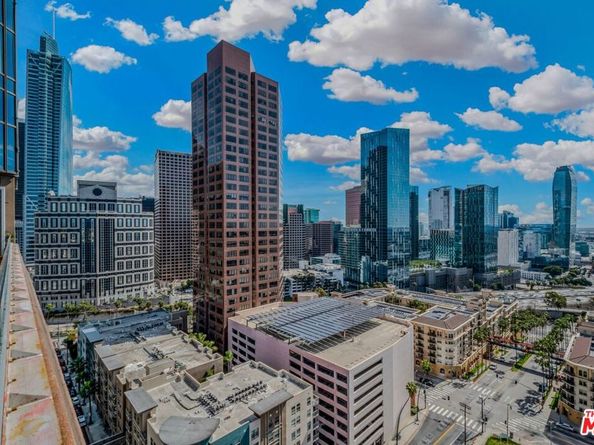 1100 Wilshire Boulevard 2207, Los Angeles CA 90017