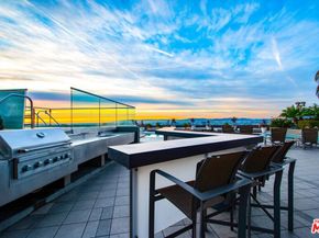 1100 Wilshire Boulevard 2207, Los Angeles CA 90017