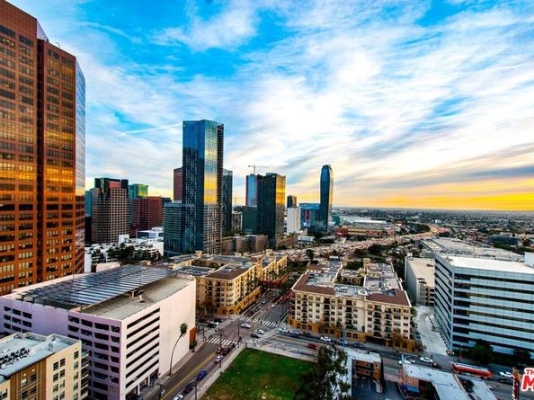 1100 Wilshire Boulevard 2207, Los Angeles CA 90017