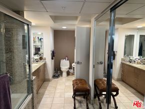 13700 Marina Pointe Drive 722, Marina Del Rey CA 90292