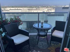 13700 Marina Pointe Drive 722, Marina Del Rey CA 90292