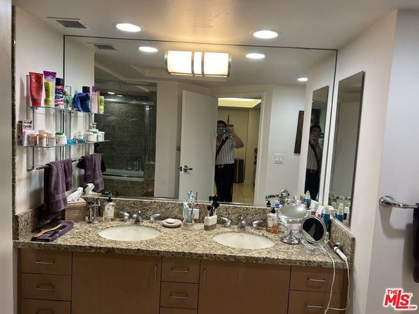 13700 Marina Pointe Drive 722, Marina Del Rey CA 90292