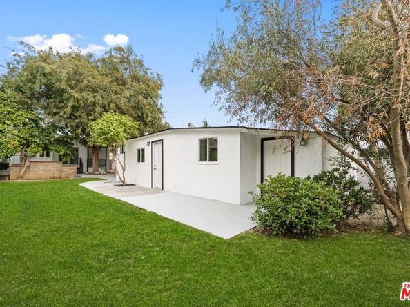 2909 8th Avenue, Los Angeles CA 90018