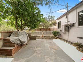 2909 8th Avenue, Los Angeles CA 90018