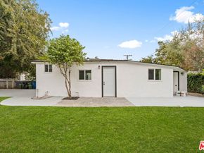 2909 8th Avenue, Los Angeles CA 90018