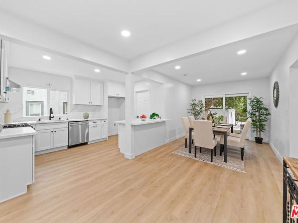 2909 8th Avenue, Los Angeles CA 90018