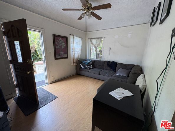 2006 S Harcourt Avenue, Los Angeles CA 90016