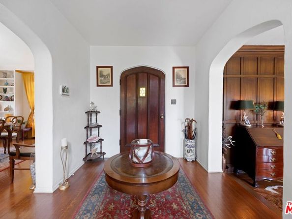 3806 Carnavon Way, Los Angeles CA 90027