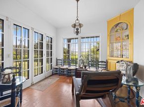 3806 Carnavon Way, Los Angeles CA 90027