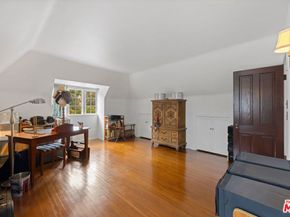 3806 Carnavon Way, Los Angeles CA 90027