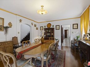 3806 Carnavon Way, Los Angeles CA 90027