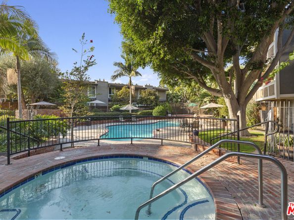 6435 Green Valley Circle 214, Culver City CA 90230