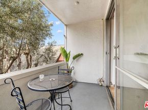 6435 Green Valley Circle 214, Culver City CA 90230