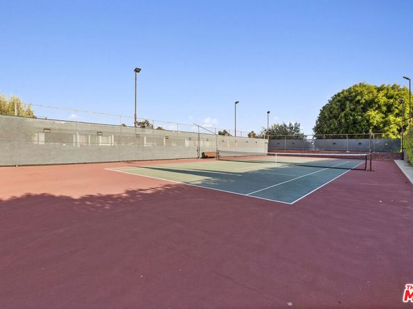 6435 Green Valley Circle 214, Culver City CA 90230