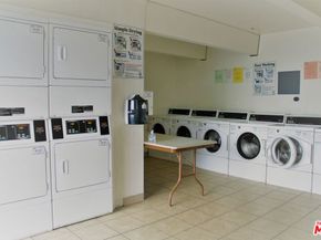 6435 Green Valley Circle 214, Culver City CA 90230