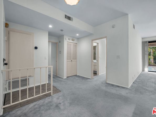 8675 Falmouth Avenue 223, Playa Del Rey CA 90293