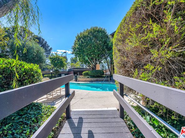 8675 Falmouth Avenue 223, Playa Del Rey CA 90293