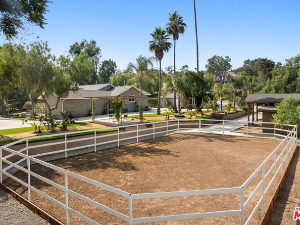 10555 Art Street, Shadow Hills CA 91040