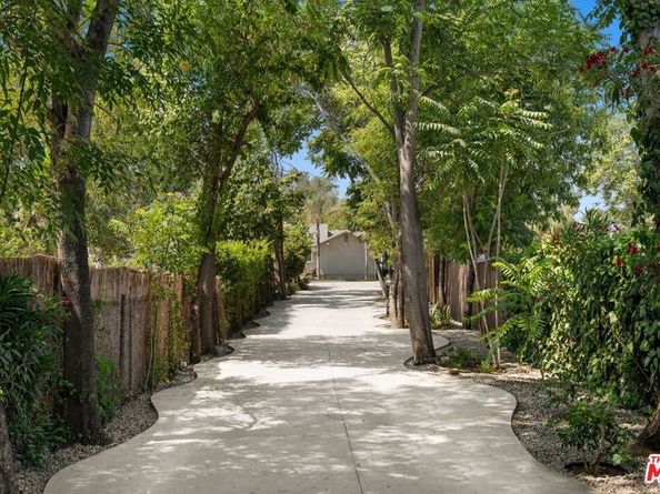 10555 Art Street, Shadow Hills CA 91040