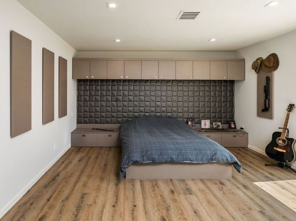 10555 Art Street, Shadow Hills CA 91040