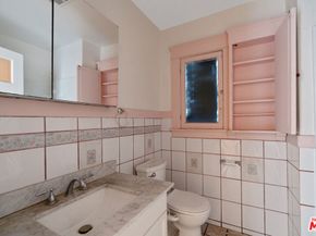 647 Laveta Terrace, Los Angeles CA 90026