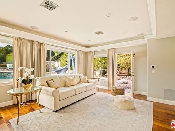 1047 Pomello Drive, Claremont CA 91711