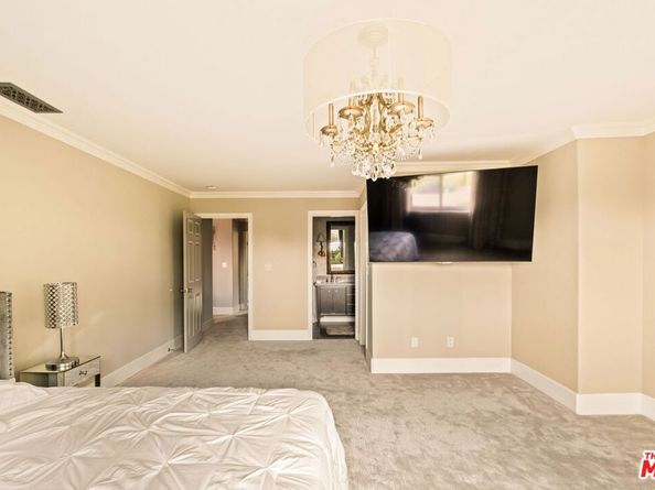 1047 Pomello Drive, Claremont CA 91711