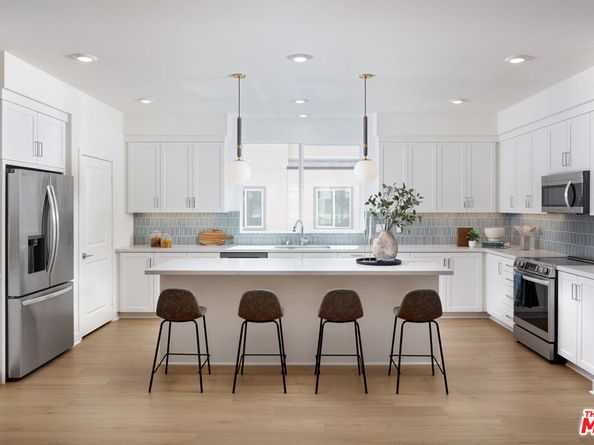 1684 Coral Sea Lane, Los Angeles CA 90732