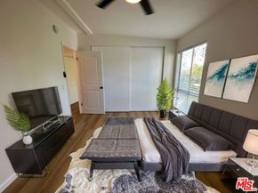 756 N Inglewood Avenue 23, Inglewood CA 90302